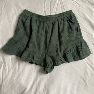 Dry Goods shorts, Listicle brand, size small